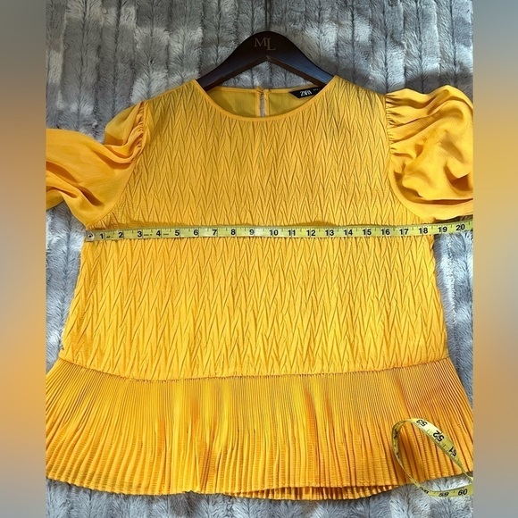 Zara Flowing Blouse Size Medium - Picture 4 of 7